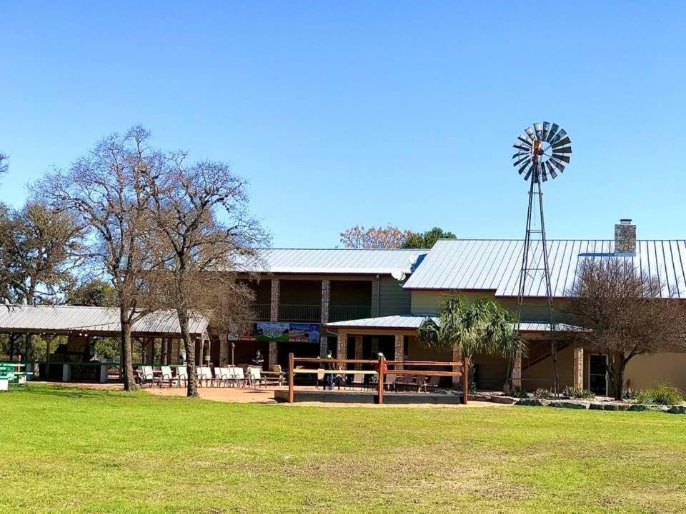 Flying L Ranch Resort & Golf Course Bandera Exterior photo