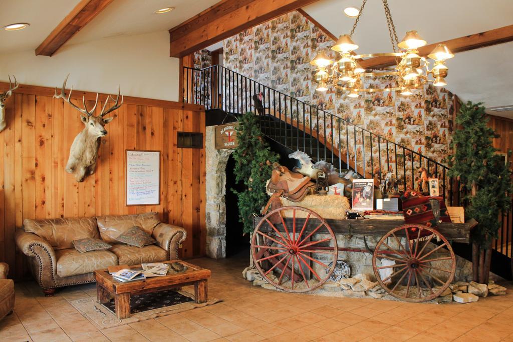 Flying L Ranch Resort & Golf Course Bandera Exterior photo